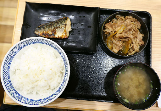 牛サバ定食 (3)